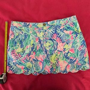 Lilly Pulitzer Mermaid Cove Scallop Scort